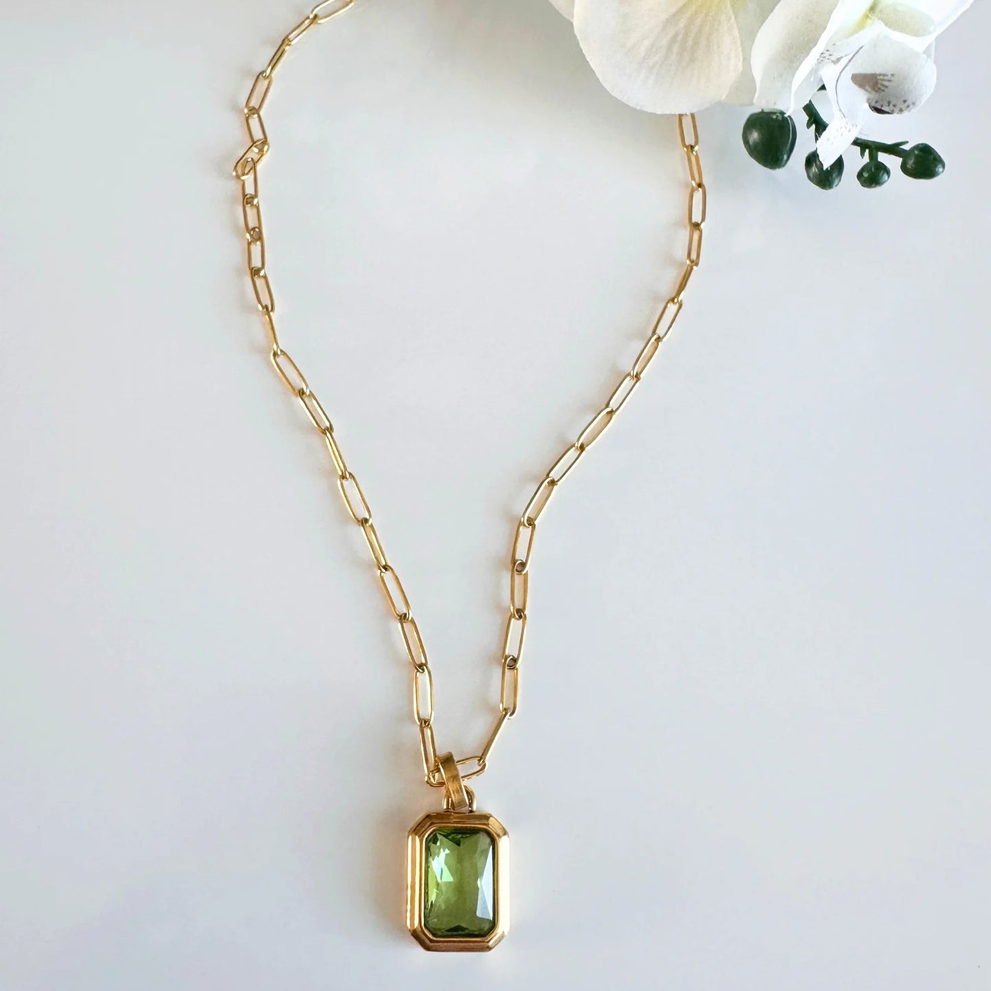 COLLAR ESMERALDA